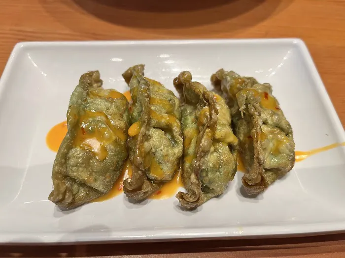 KINTON RAMEN WOODBURY COMMON Picture 9