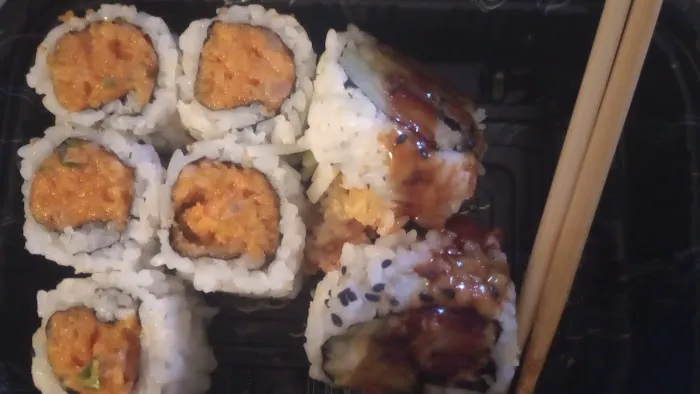 Kuyi Sushi Japanese Restaurant Picture 4