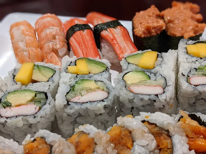 Sushi Palace Picture 2