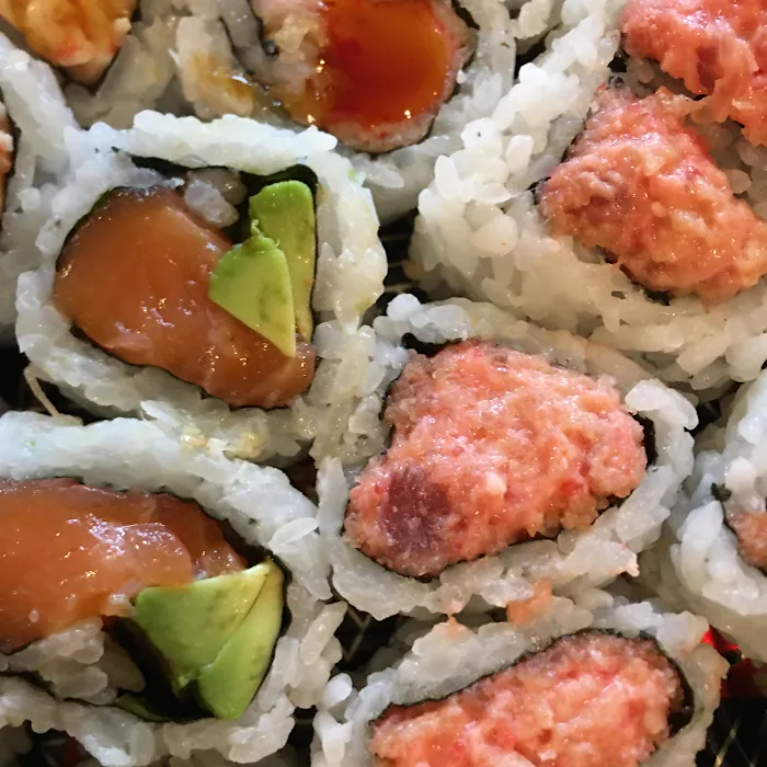 Yoshi Sushi & Teriyaki Picture 9