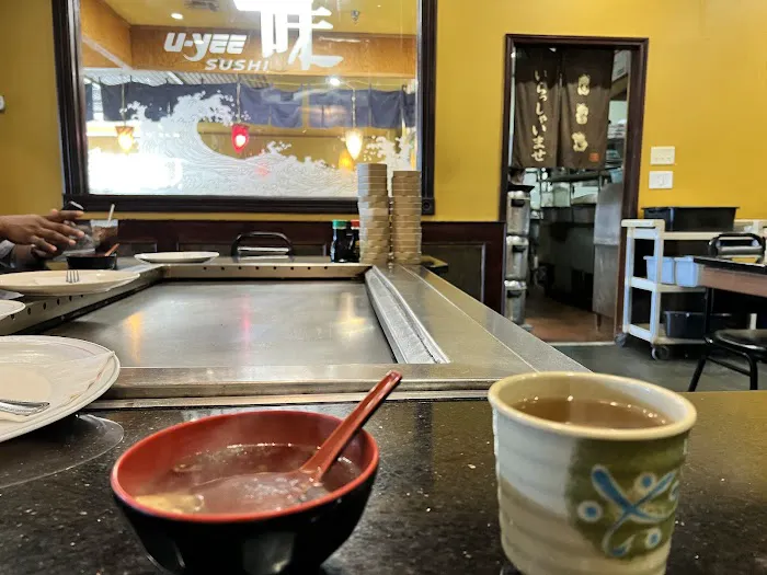 U-Yee Sushi & Hibachi Picture 10