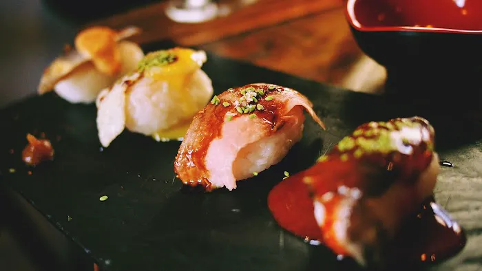Island Sushi Picture 4