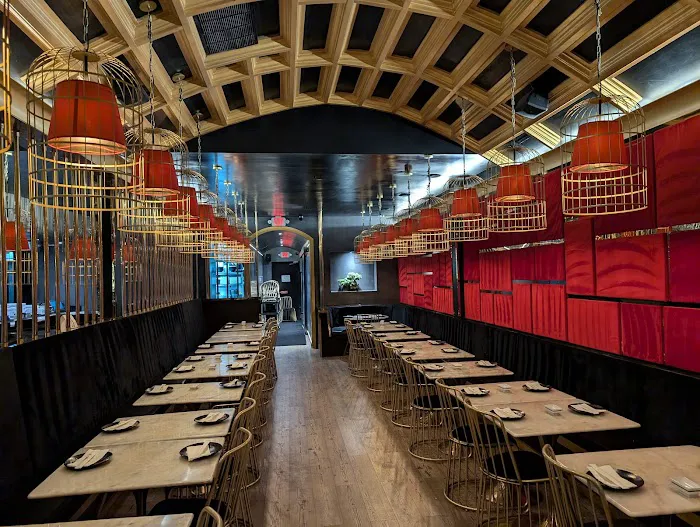 Akai Lounge Westfield Picture 4