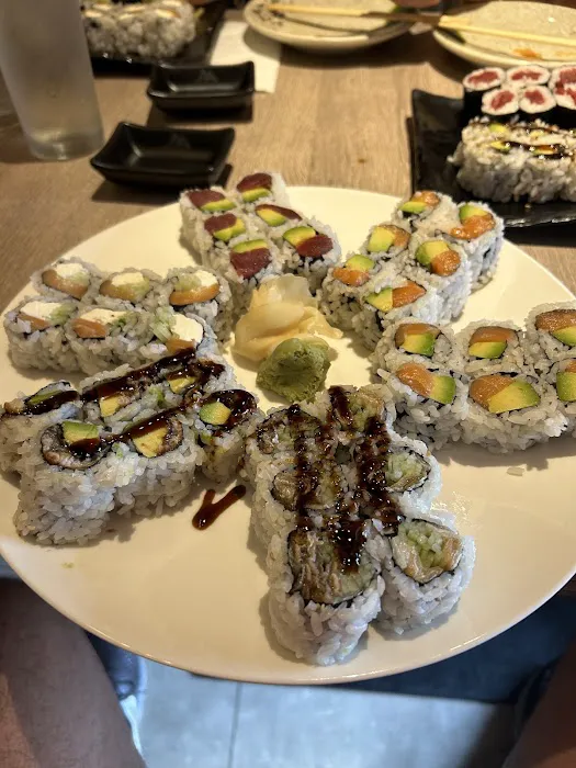 Mountain Fusion-Sushi & Ramen House Picture 7