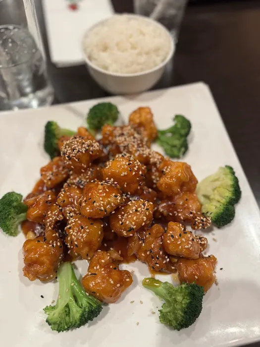 Ai-Sakae Asian Cuisine Picture 3