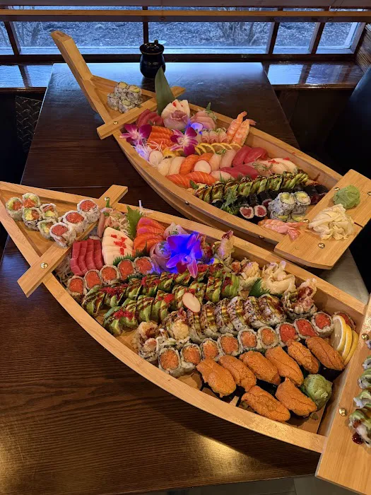 YAMAFUJI SUSHI Picture 4