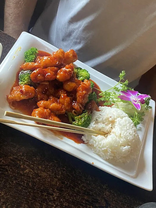 OKI Asian Bistro Picture 10