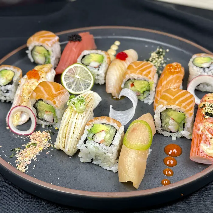 Sushi california Japanese Restaurant Picture 6