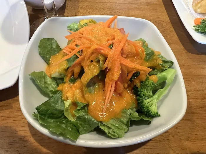 MoMo Sushi Picture 7