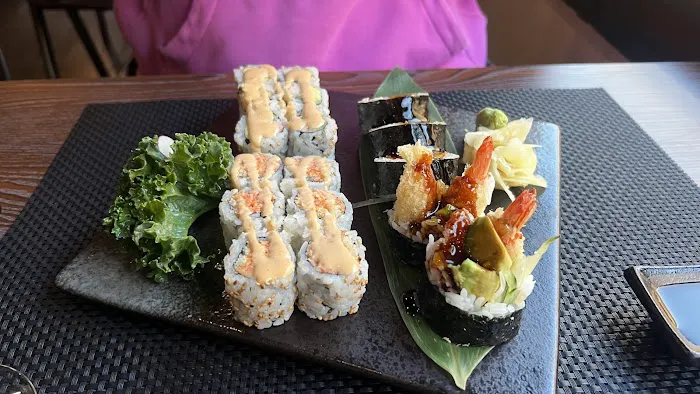 Akari Sushi 2 Picture 3