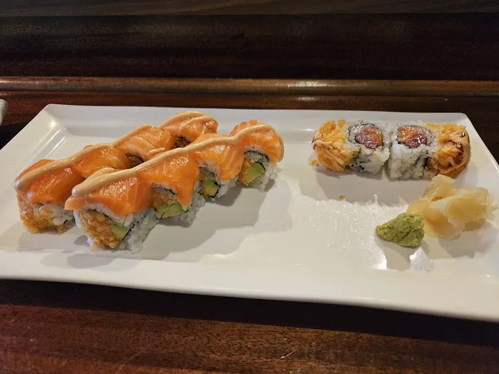 Fuji J Asian Bistro-Sushi Bar Picture 3
