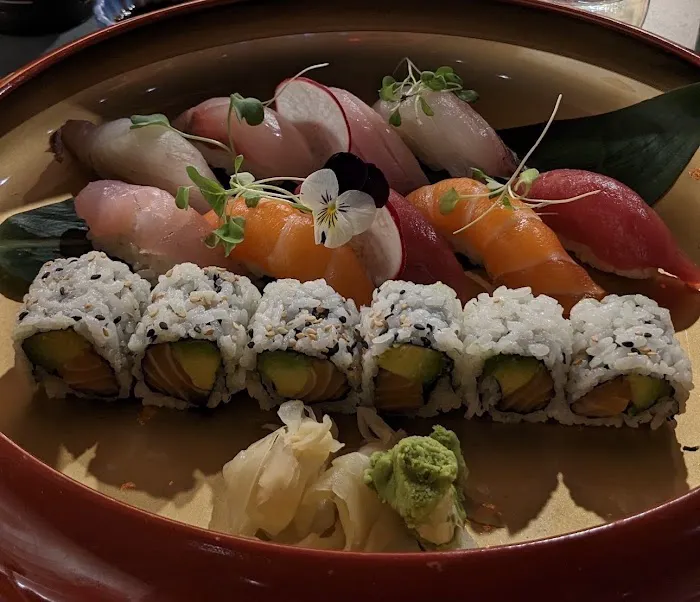 Mizu Japanese Steak House Picture 3