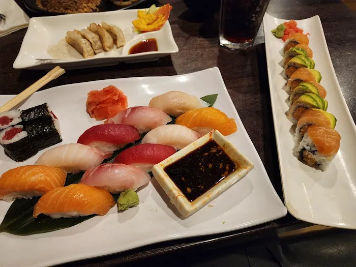 Mizu Japanese Steakhouse & Sushi Bar Picture 4