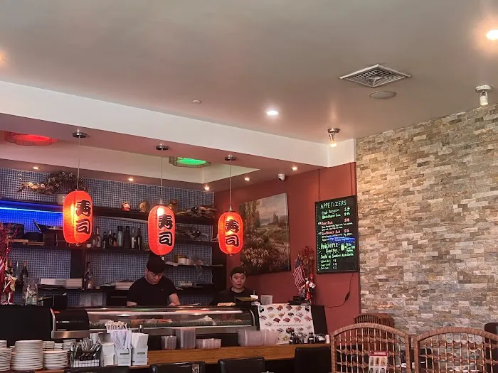 Mintea Sushi Asian Bistro Picture 1