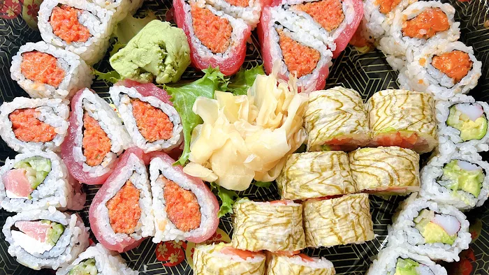 Mintea Sushi Asian Bistro Picture 2