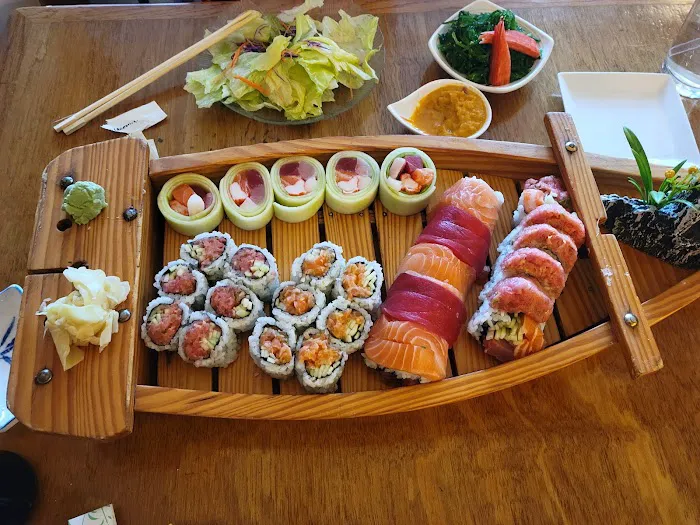 Ginger Sushi Picture 2