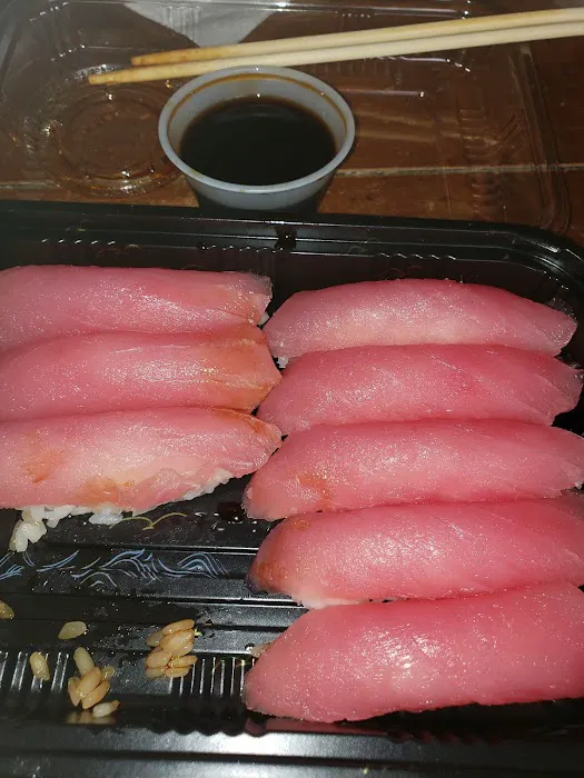 Manor Sushi Picture 10