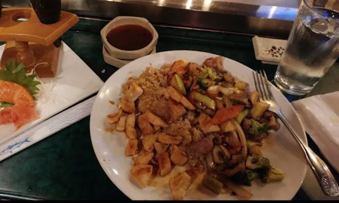 Yamato Hibachi Steakhouse Picture 3