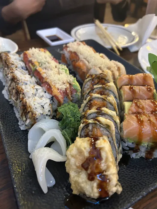 Ginza sushi & Cajun seafood Picture 4