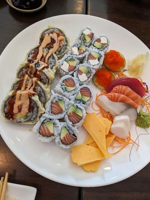 Sushi Village Picture 2
