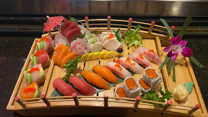 Sushi House Picture 3