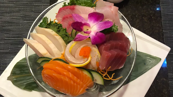 Sushi House Picture 10
