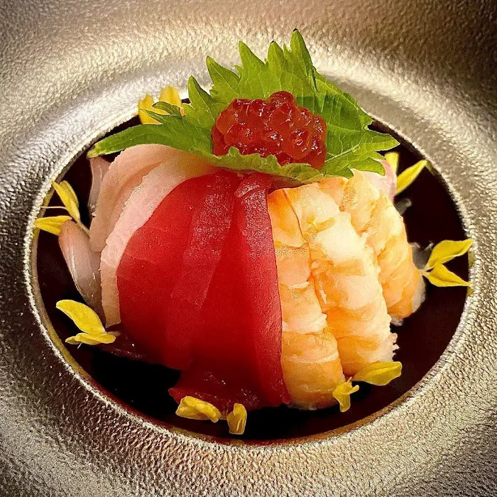 Sushi Lounge Picture 5