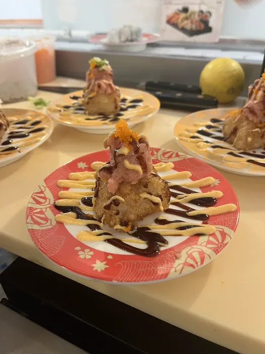 SHUMI REVOLVING SUSHI Picture 1