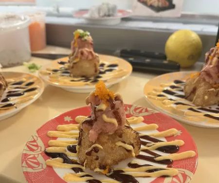 SHUMI REVOLVING SUSHI