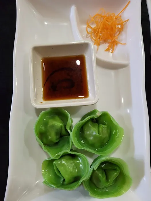 Cayenne sushi restaurant Picture 4