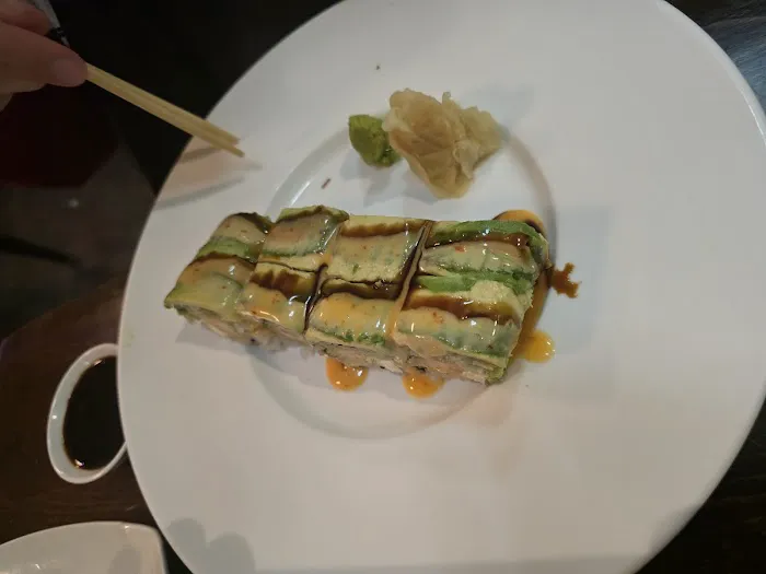 Liki Asian Bistro & Bar Picture 6