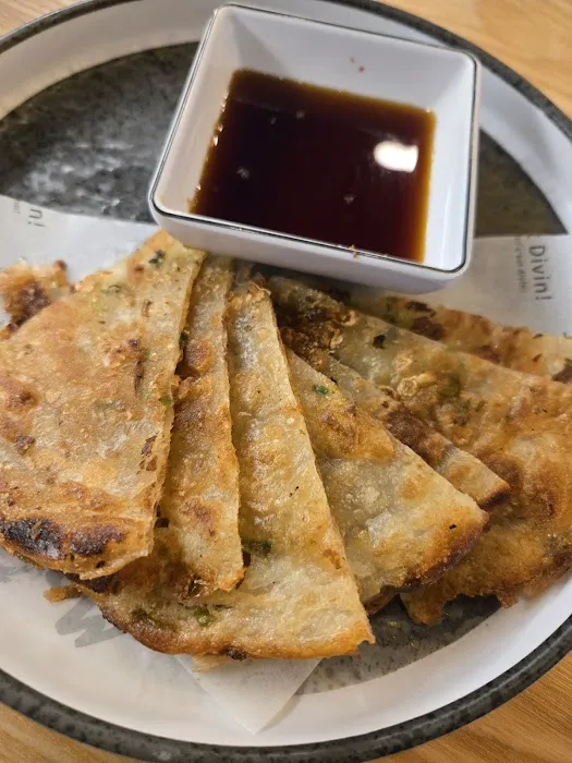 R&B Ramen N Bao Picture 4