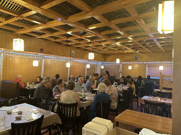 Ichiro Sushi & Hibachi Restaurant (Trumbull) Picture 2