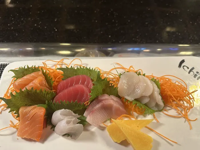 Ichiro Sushi & Hibachi Restaurant (Trumbull) Picture 1