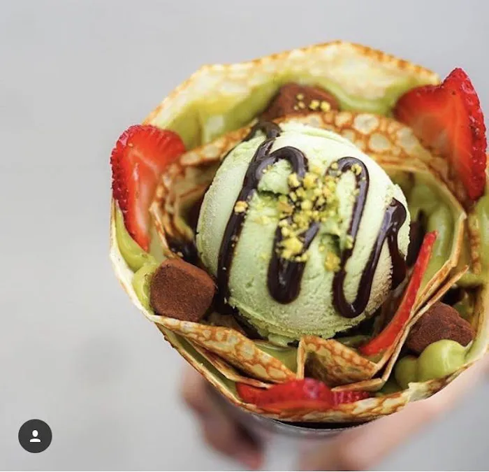 T-Swirl Crêpe Picture 1