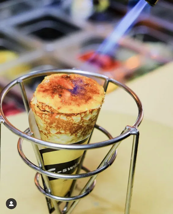 T-Swirl Crêpe Picture 7