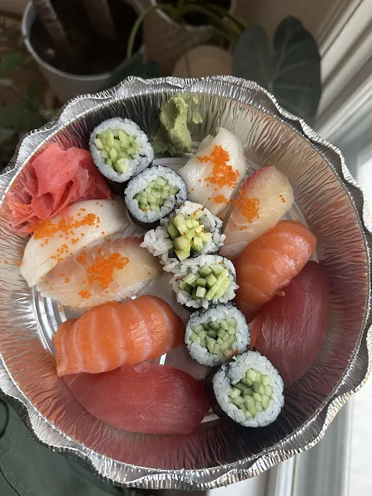Uncle Sushi & Grill Picture 3
