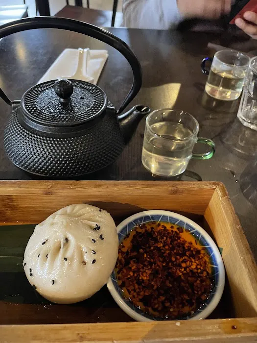 Y Noodle & Bar Picture 7