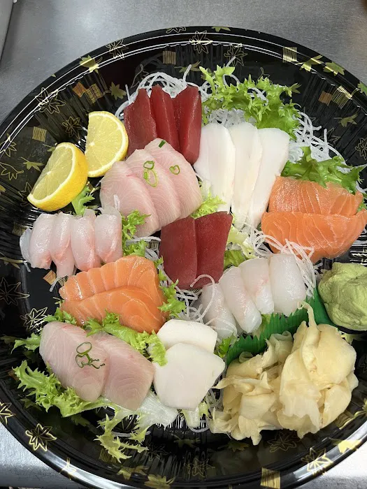 Cucumber Sushi & Salad Bar on Hylan Picture 6
