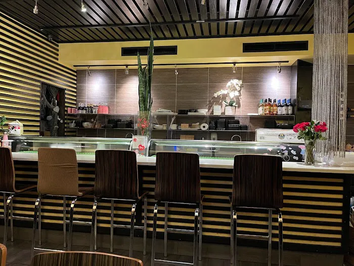 Cucumber Sushi & Salad Bar on Hylan Picture 8