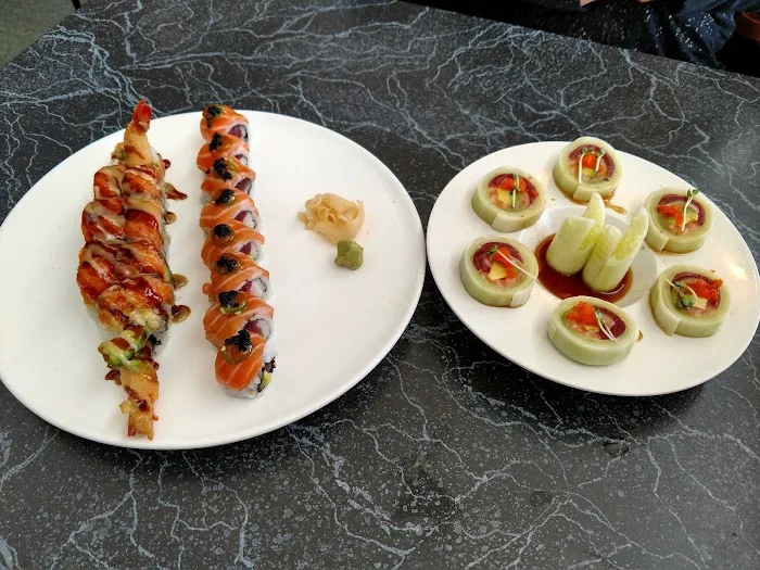 Fuji Japanese & Hibachi Steak Restaurant Picture 3