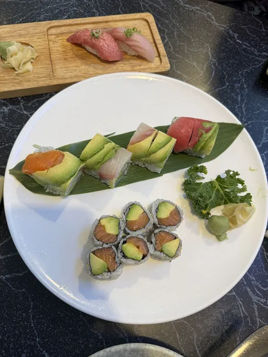Fuji Japanese & Hibachi Steak Restaurant Picture 4