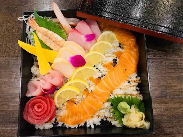 Dan Zai Ramen & Sushi House Picture 2