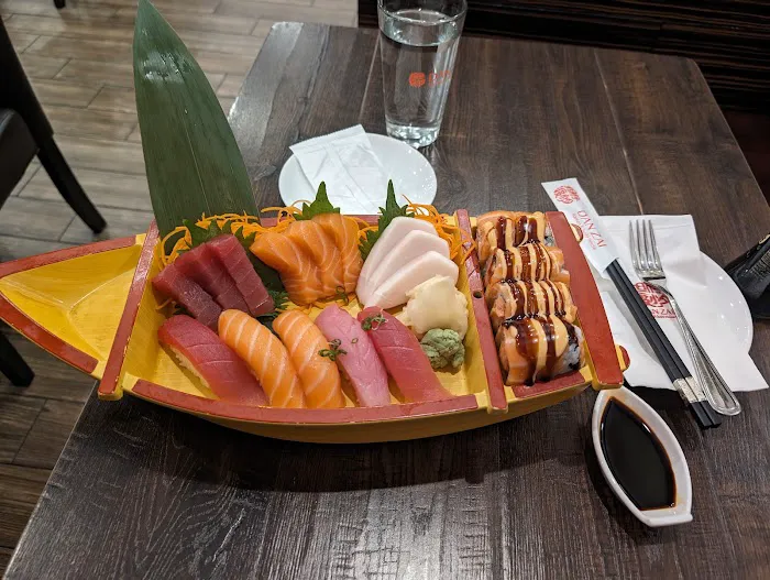 Dan Zai Ramen & Sushi House Picture 7