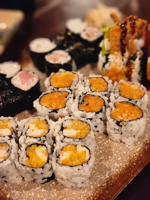 Fuku Japanese Sushi Burrito & Asian Kitchen Picture 6