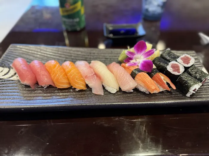 East Hana Sushi Picture 2