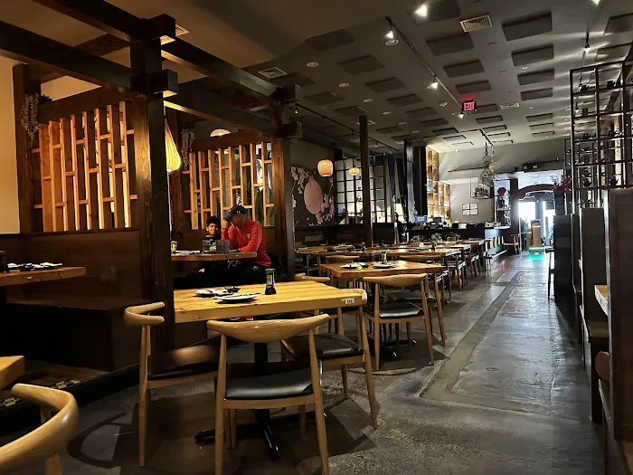 Sakana Sushi & Japanese Cuisine Picture 5