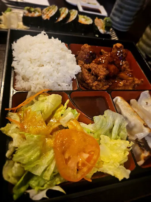 Yimo Sushi & Hibachi Picture 3