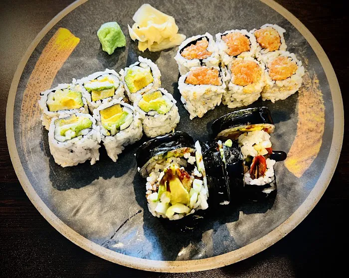 Yimo Sushi & Hibachi Picture 5