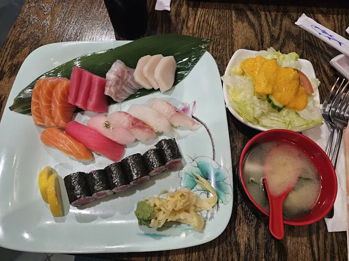 Oyako Tso's Sushi and Hibachi Steakhouse Picture 5
